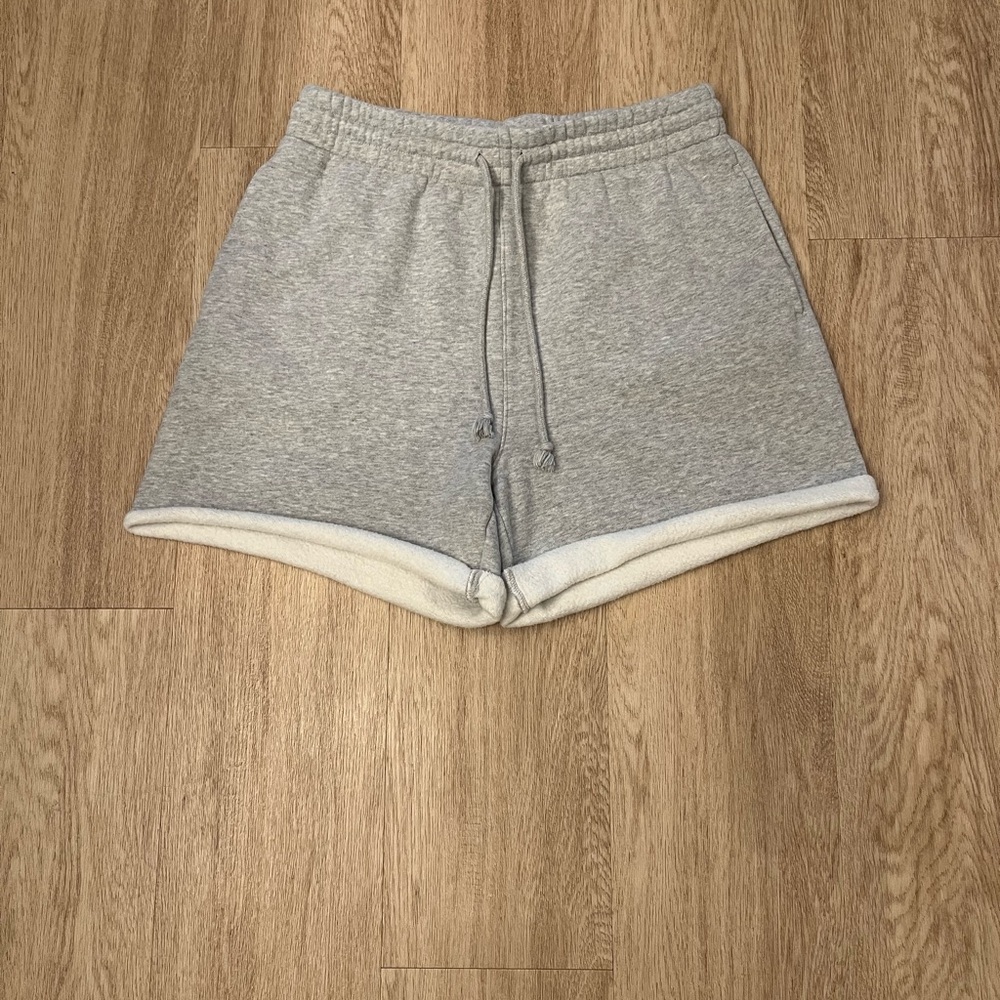 aritzia shorts